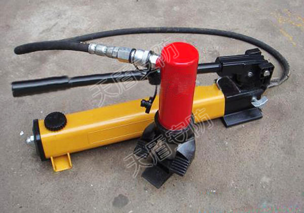 Hydraulic Door Opener