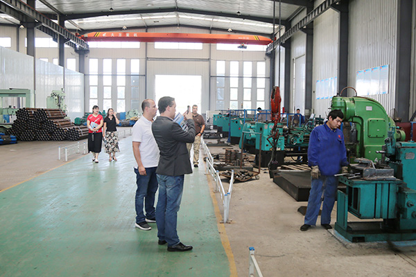 Warmly Welcomes Colombian Merchants To Visit Shandong Tiandun For Purchase Steel Material