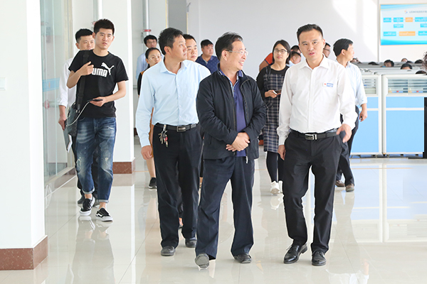Warmly Welcome The Weishan County Business Bureau Leaders To Visit Shandong Tiandun