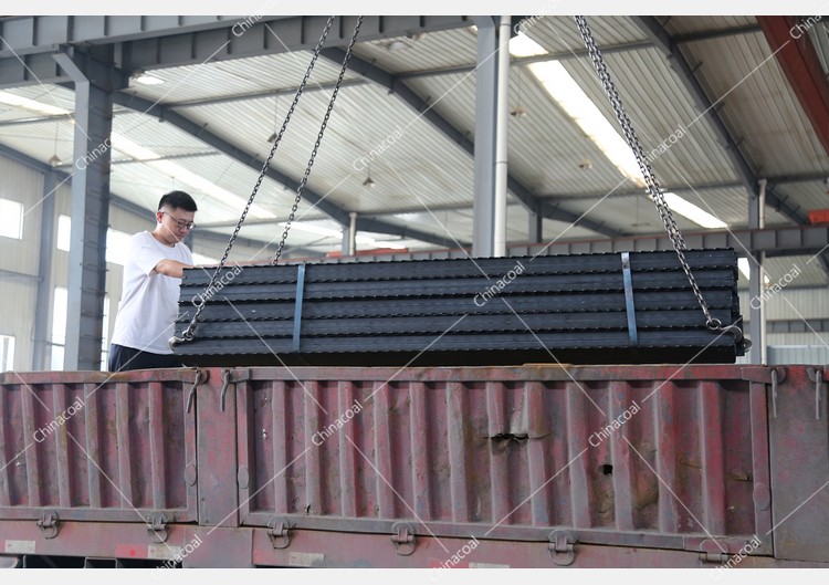 China Coal Group Sent A Batch Of Metal Roof Beams To Handan, Hebei Province