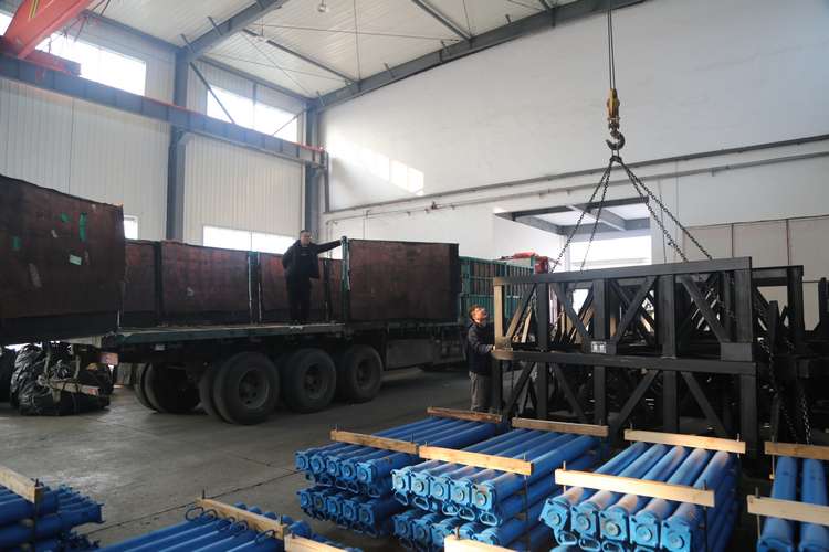 Shandong Day Shield Sent A Batch Of Mining Material Cars To Shenyang